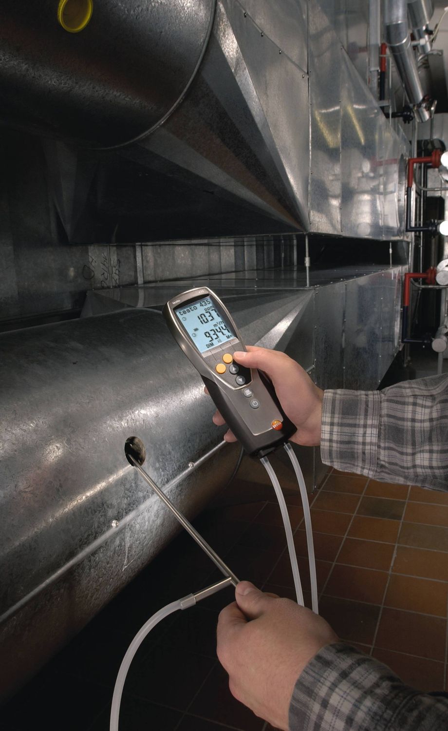 Measurement in the ventilation duct using a pitot tube