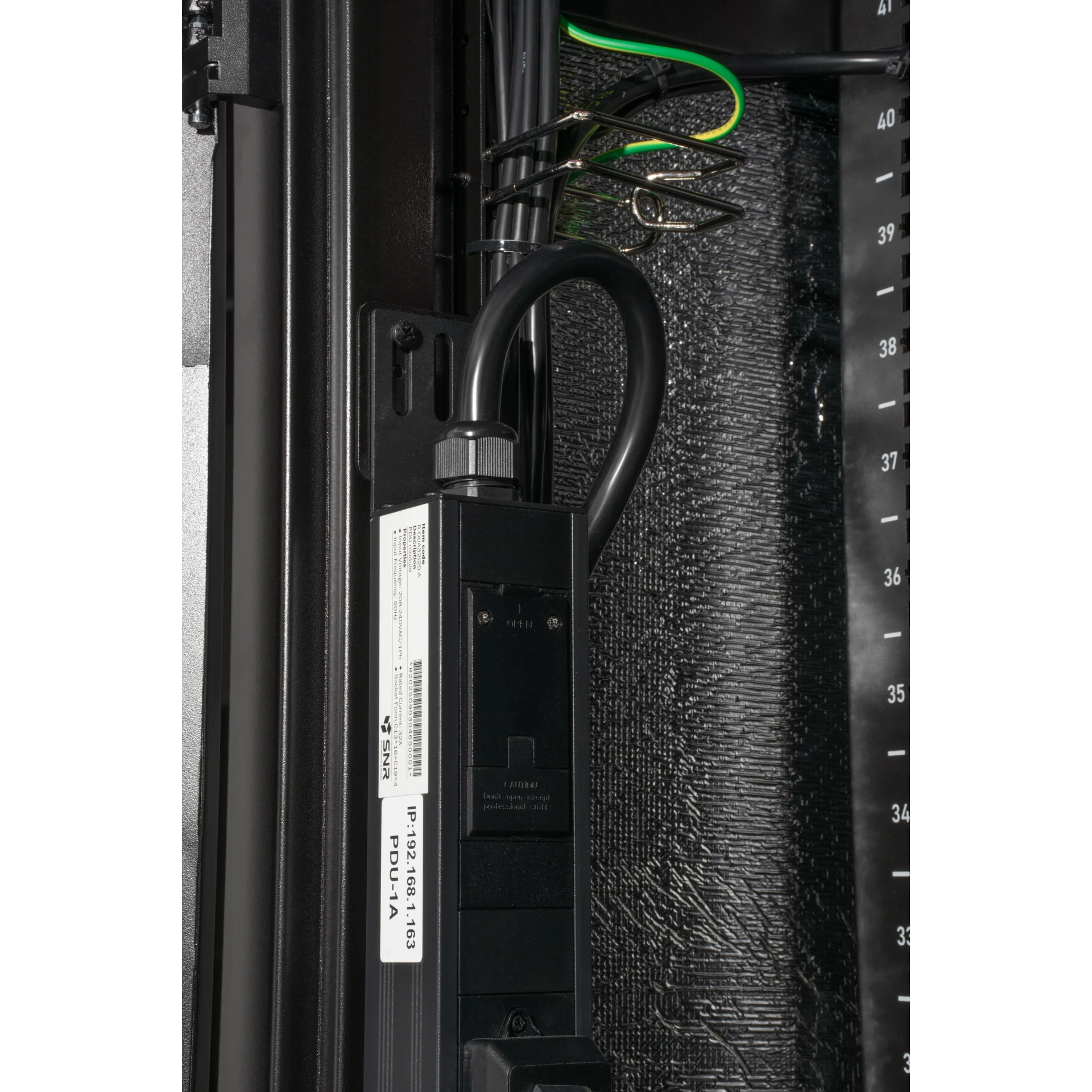 Центр Обработки Данных Модульный SNR ONE (42/20Uх600х1200, Indoor, IP55, IT-5кВт, AC-6кВт)