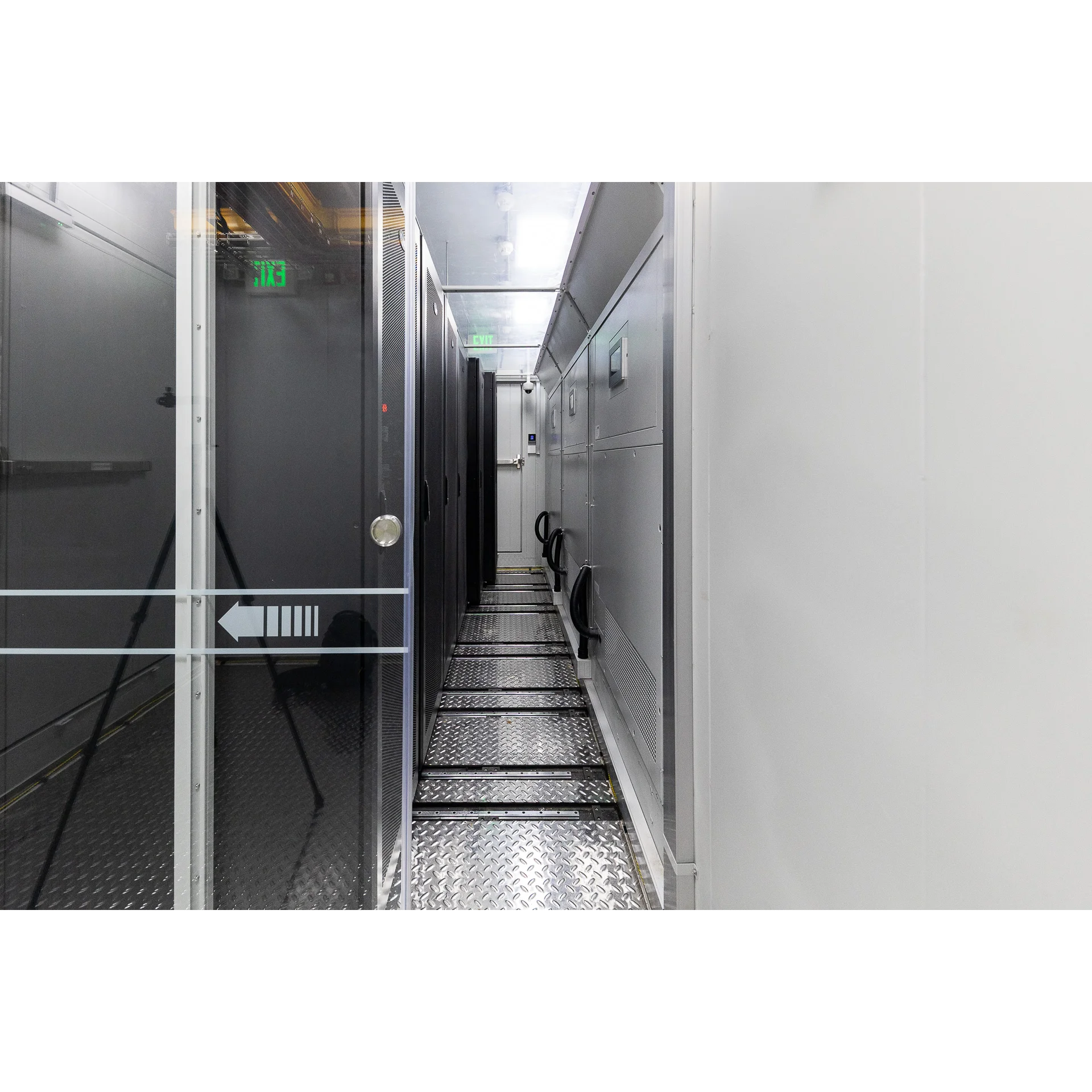 Центр Обработки Данных Контейнерный (20Ft, 42Ux4, IT-45кВт, AC-17,5x3)