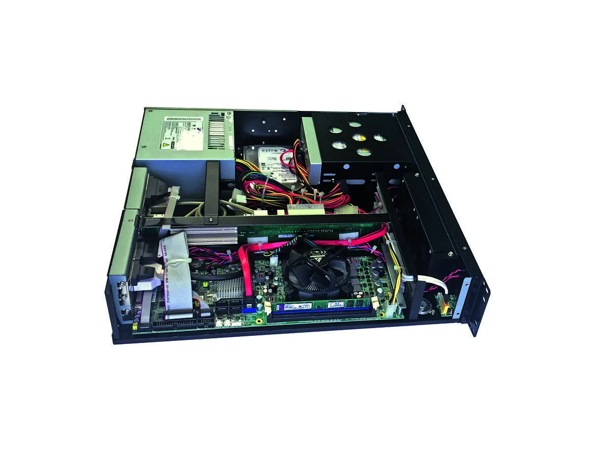 Компактная станция технологического управления AdvantiX IPC-SYS12 стандарта PICMG 1.3
