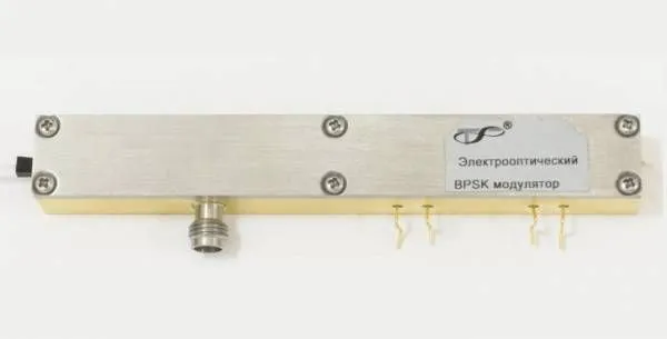 Электрооптический 40 Гбит/с BPSK модулятор T8