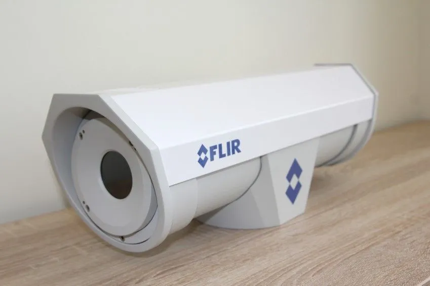 Тепловизор FLIR F-334
