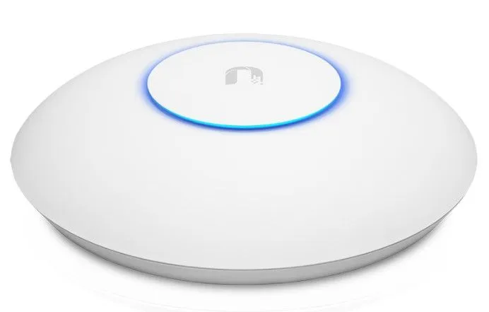 Точка доступа Ubiquiti UniFi AP AC HD