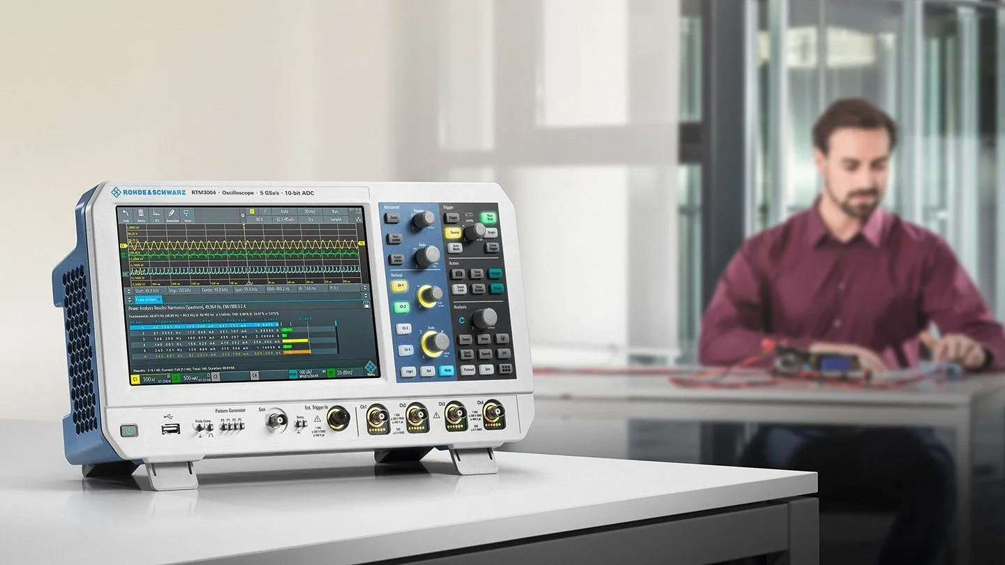 Осциллограф Rohde Schwarz RTM3002-B2210