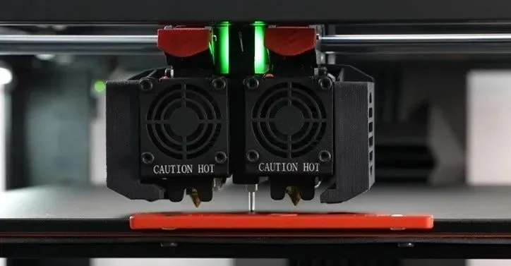 3D принтер Raise3D Pro3 Plus