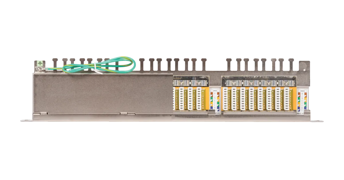 Коммутационная панель NIKOMAX 19" NMC-RP24SE2-HU-MT, 0,5U