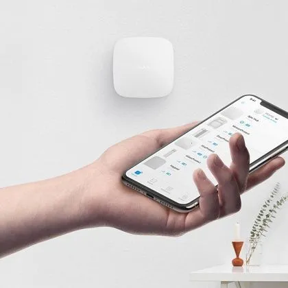 Ajax Hub 2 - интеллектуальная центральная консоль с поддержкой датчиков фотоподтверждения тревог